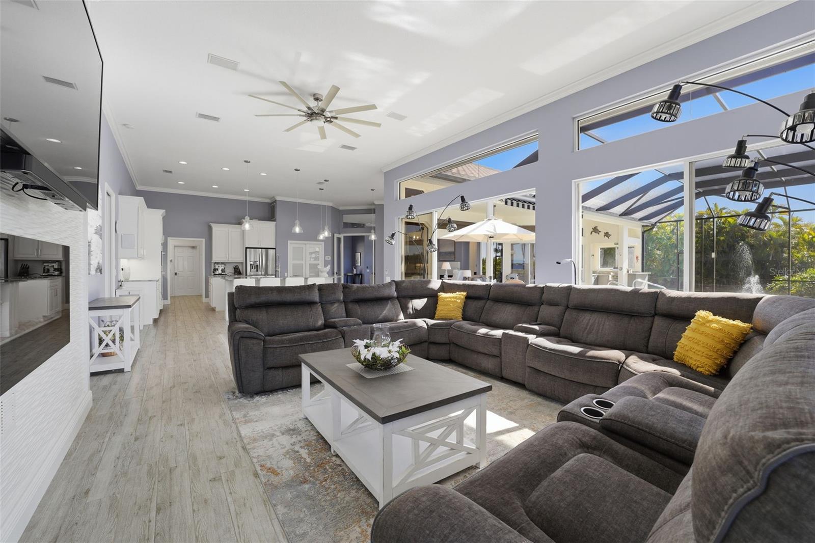 3121 Rivershore Lane