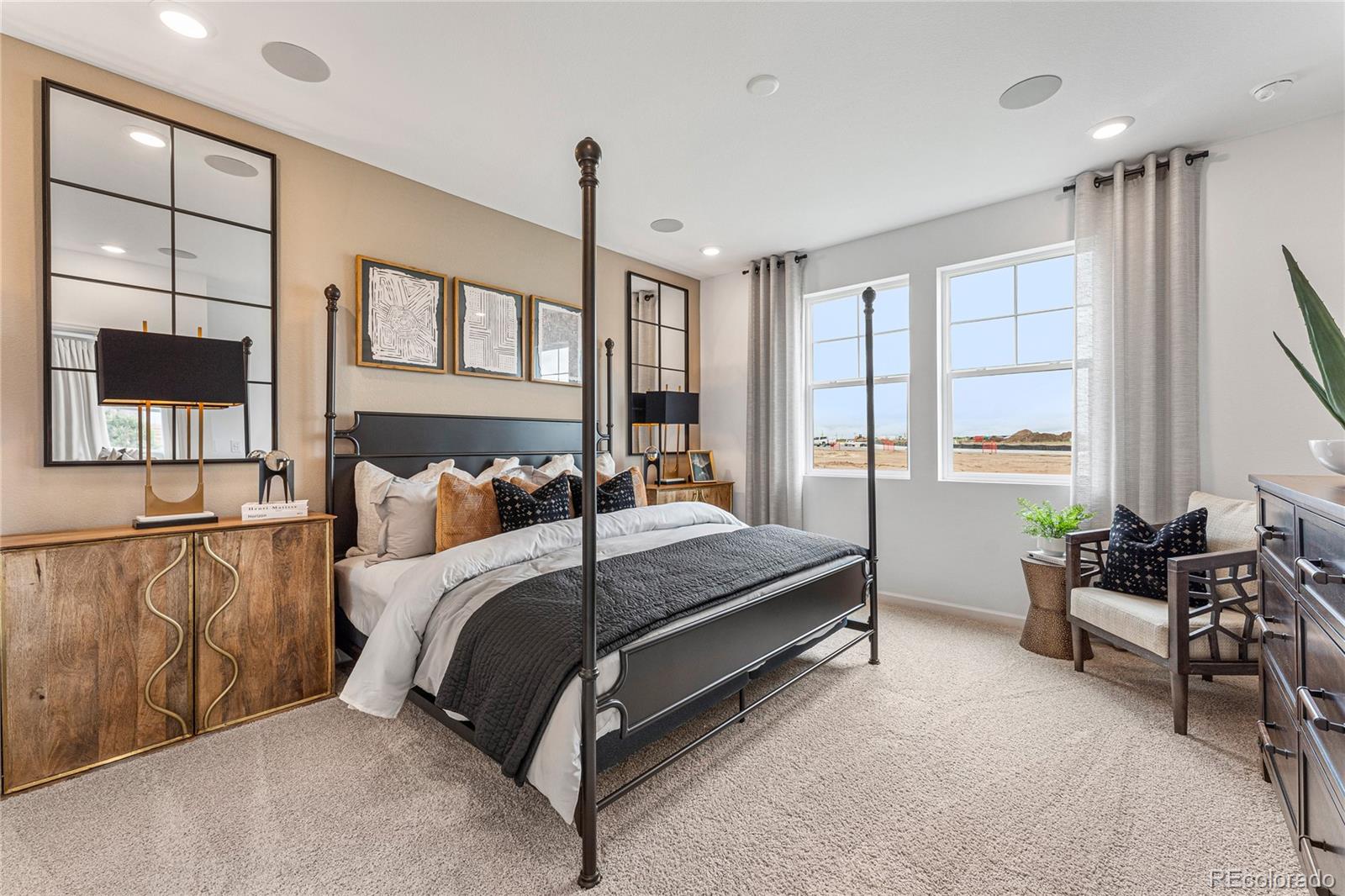 3510 N Duquesne Drive