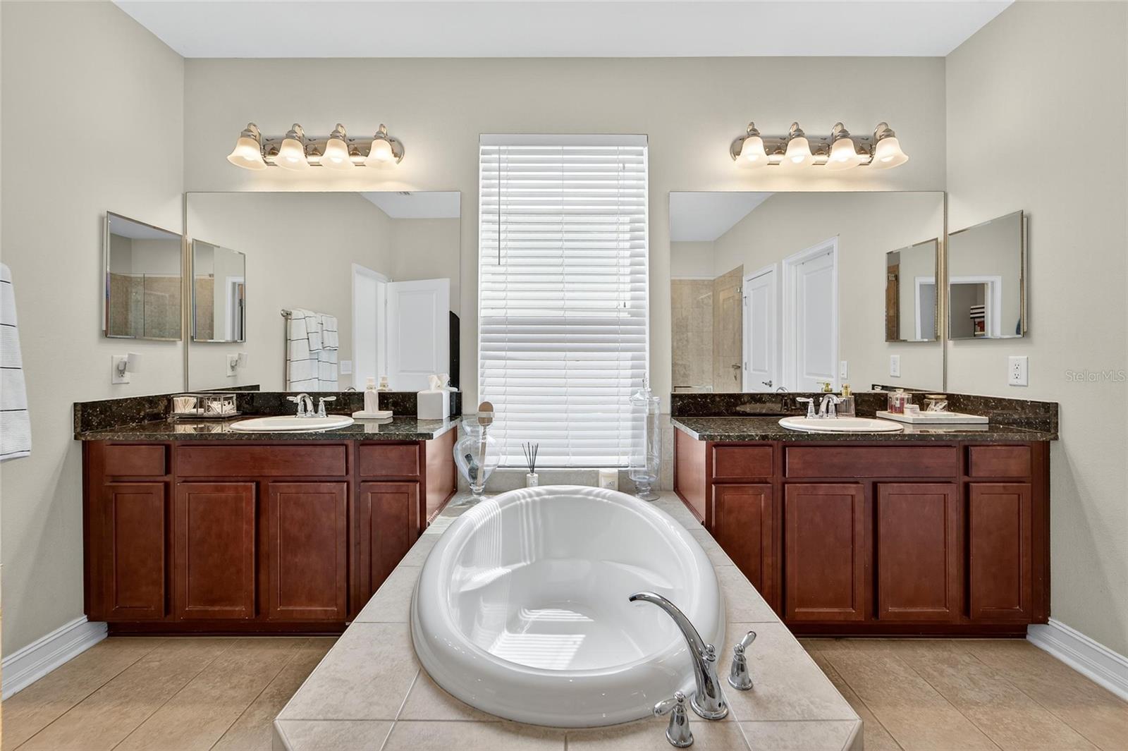 4518 Esperanza Court
