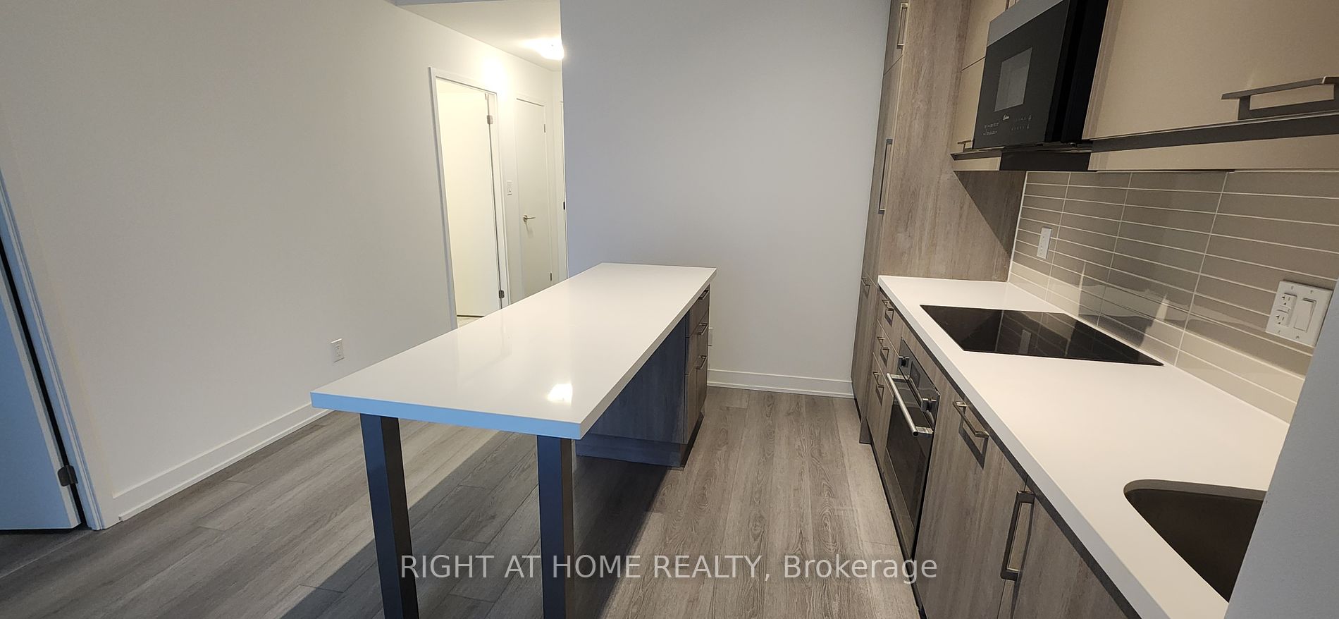 8119 Birchmount Rd 917