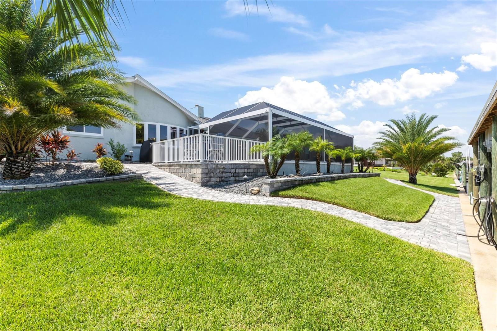 6 Colony Court