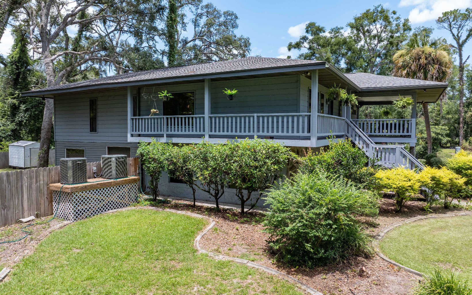 838 NW Banta Acres Rd