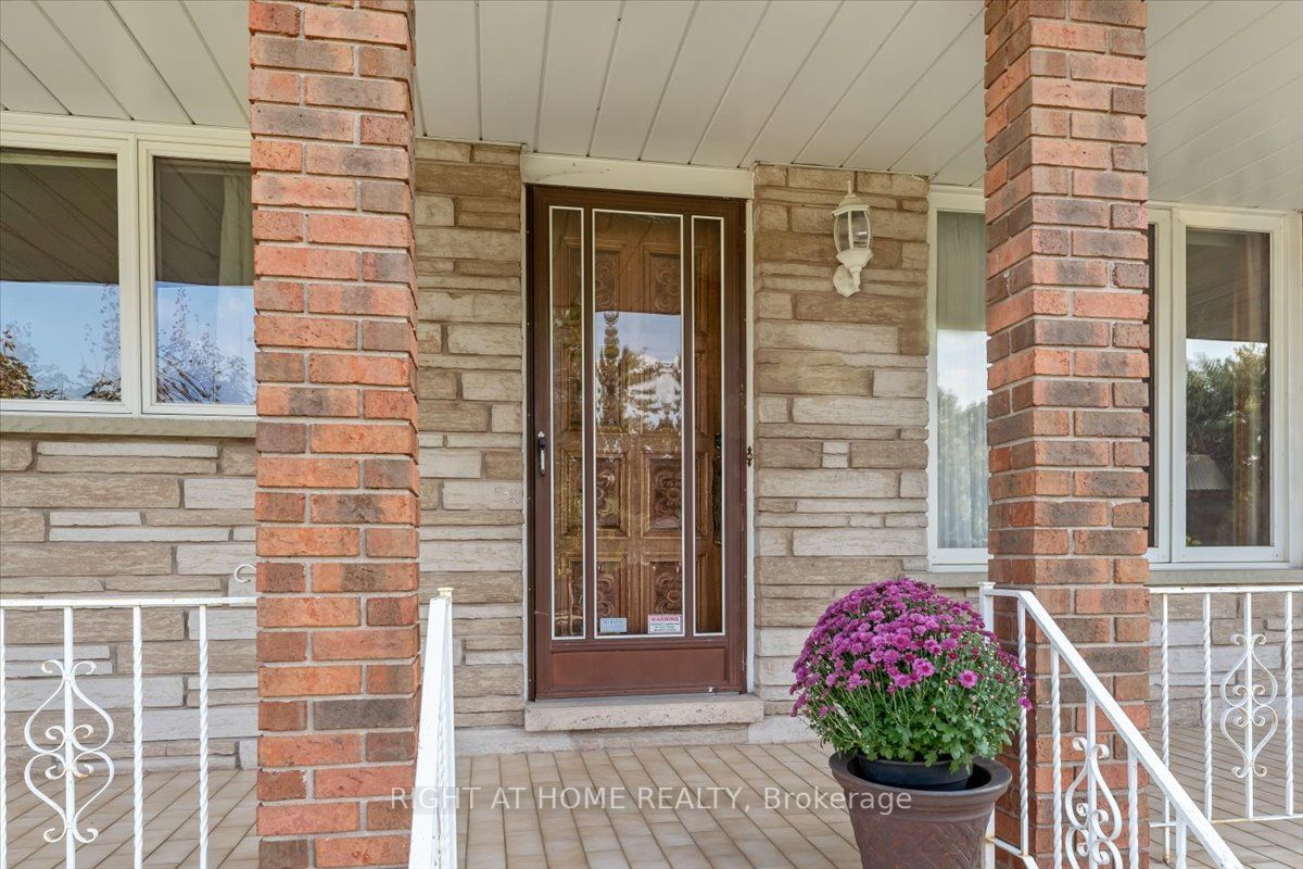 52 Wellbrook Blvd