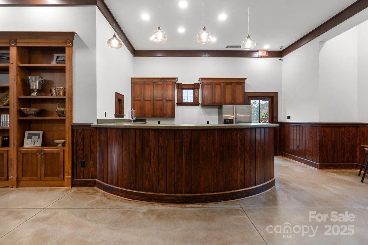 1029 Glade Spring Court