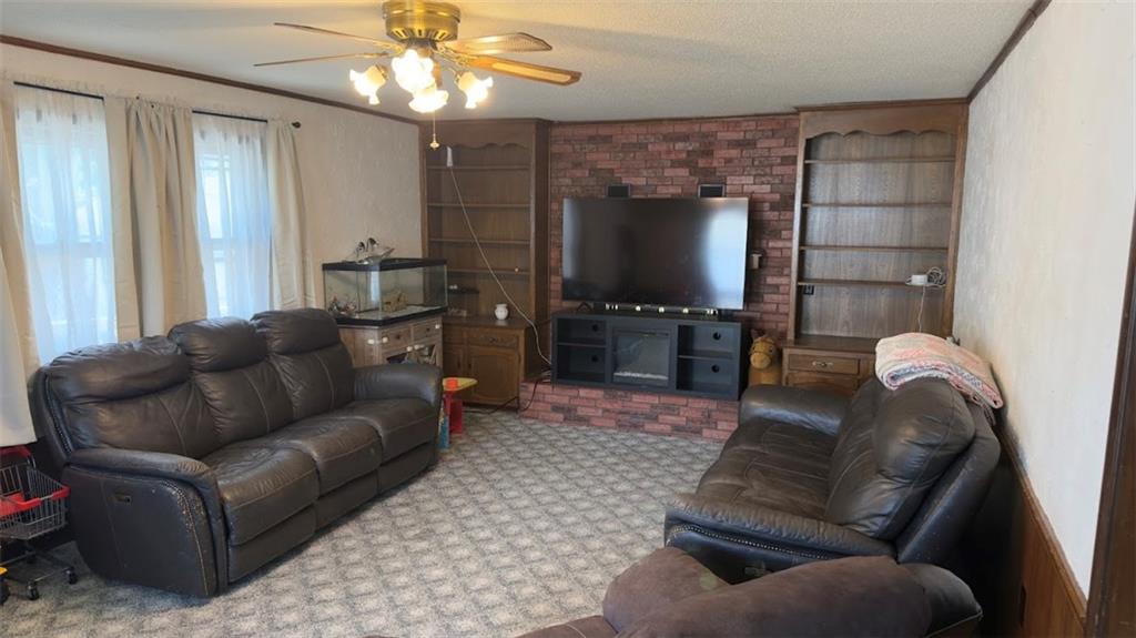 327 E Longfellow Street