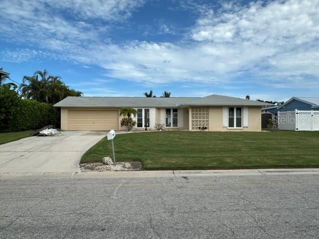 524 68th Street, Holmes Beach, FL