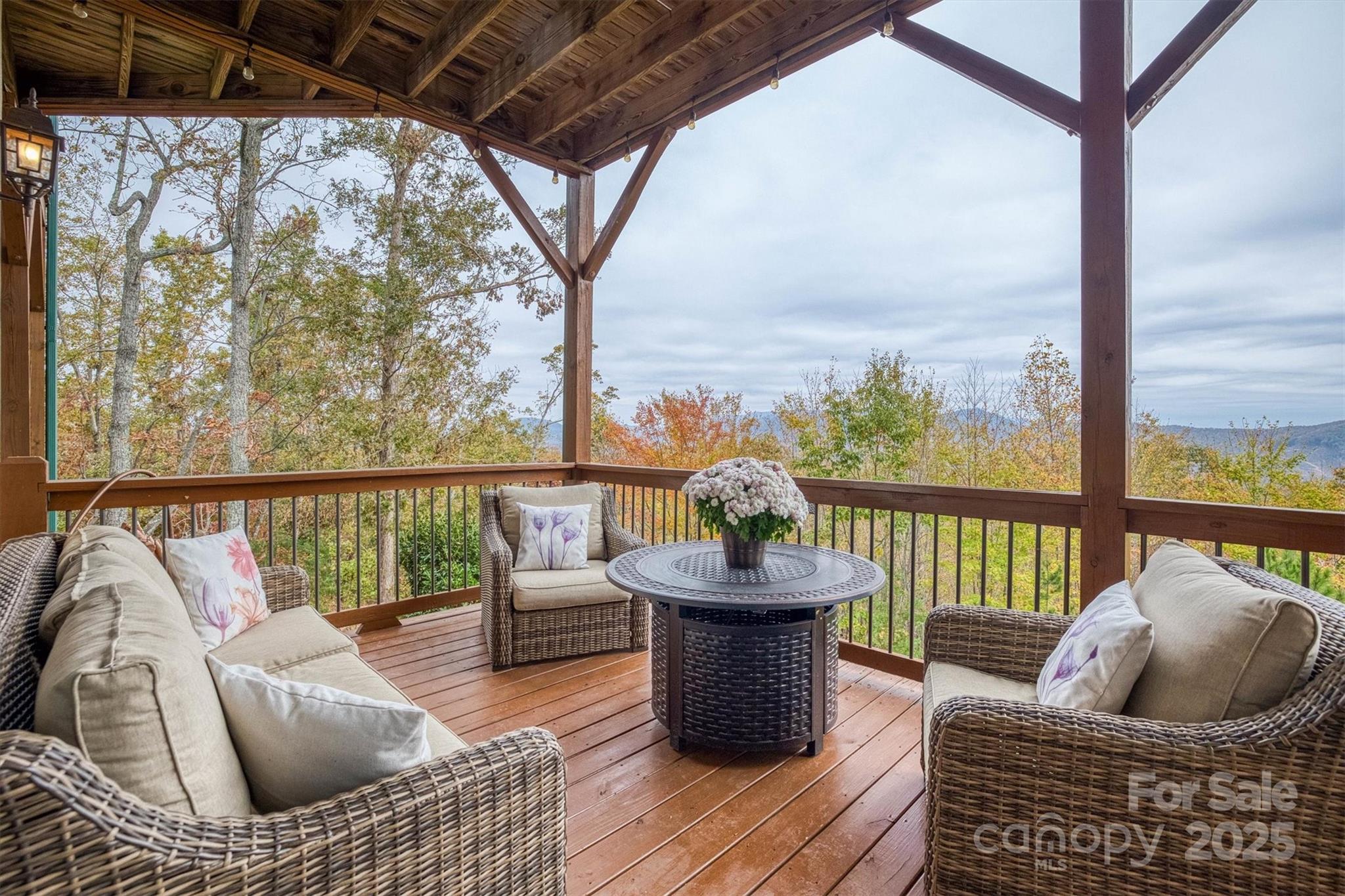 72 Valley View Trail