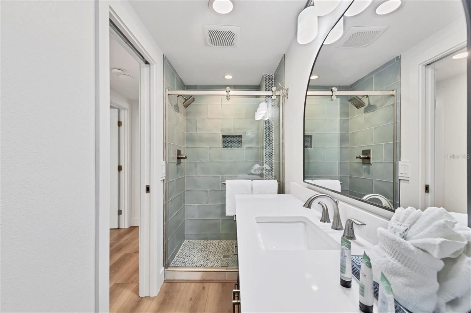 270 Gladiolus Street