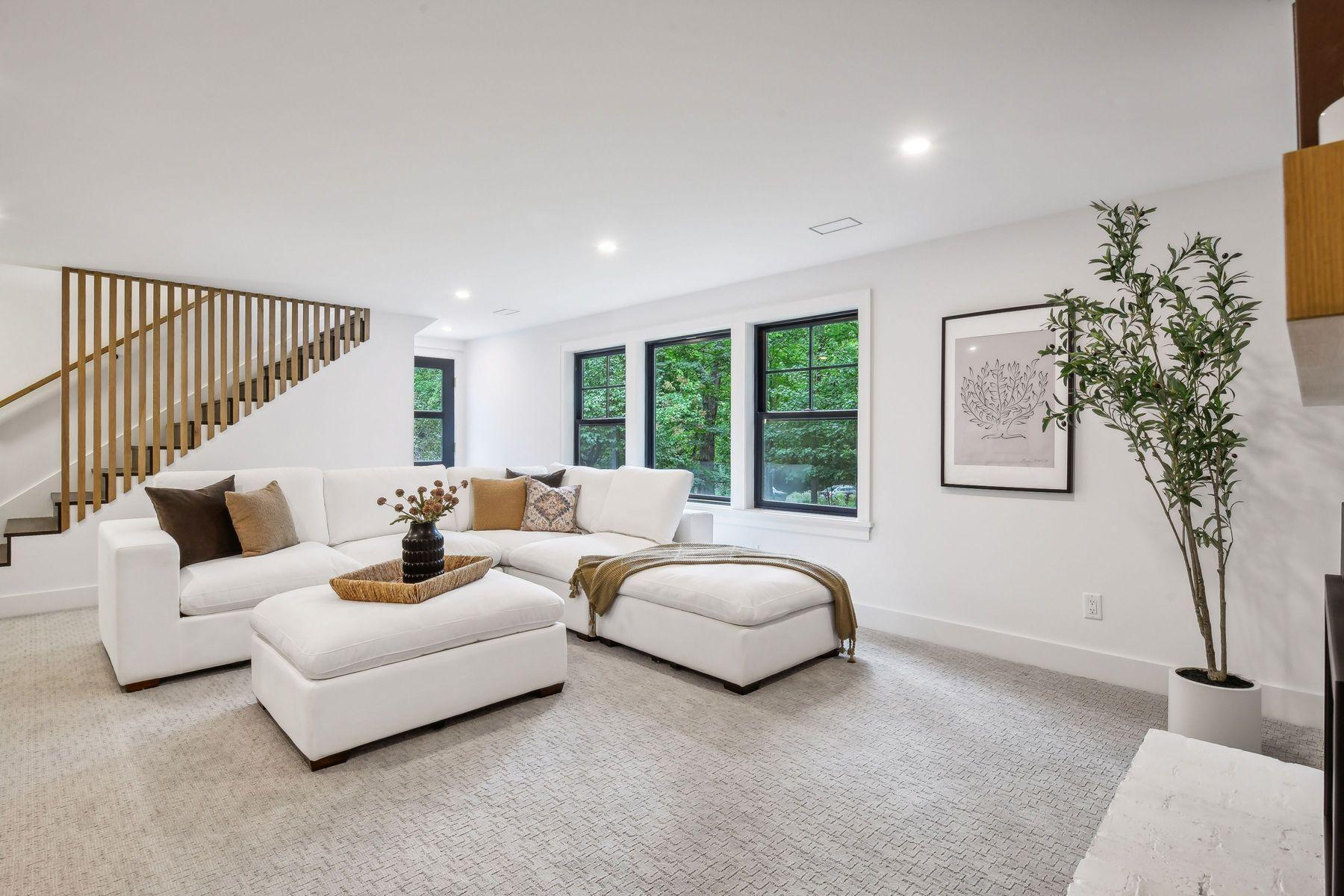 231 Bushaway Road