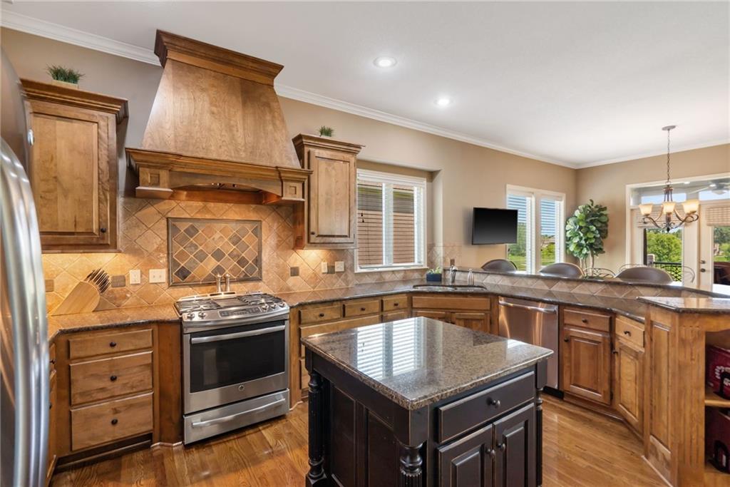 1810 NE 106th Terrace