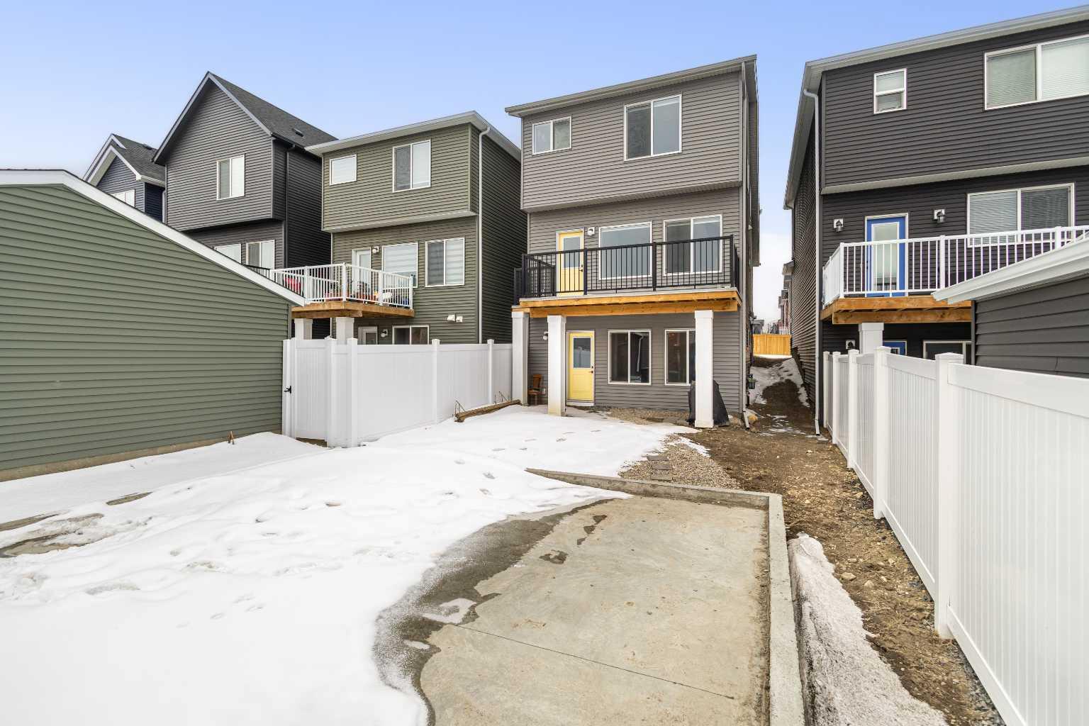 22 Edith Manor NW