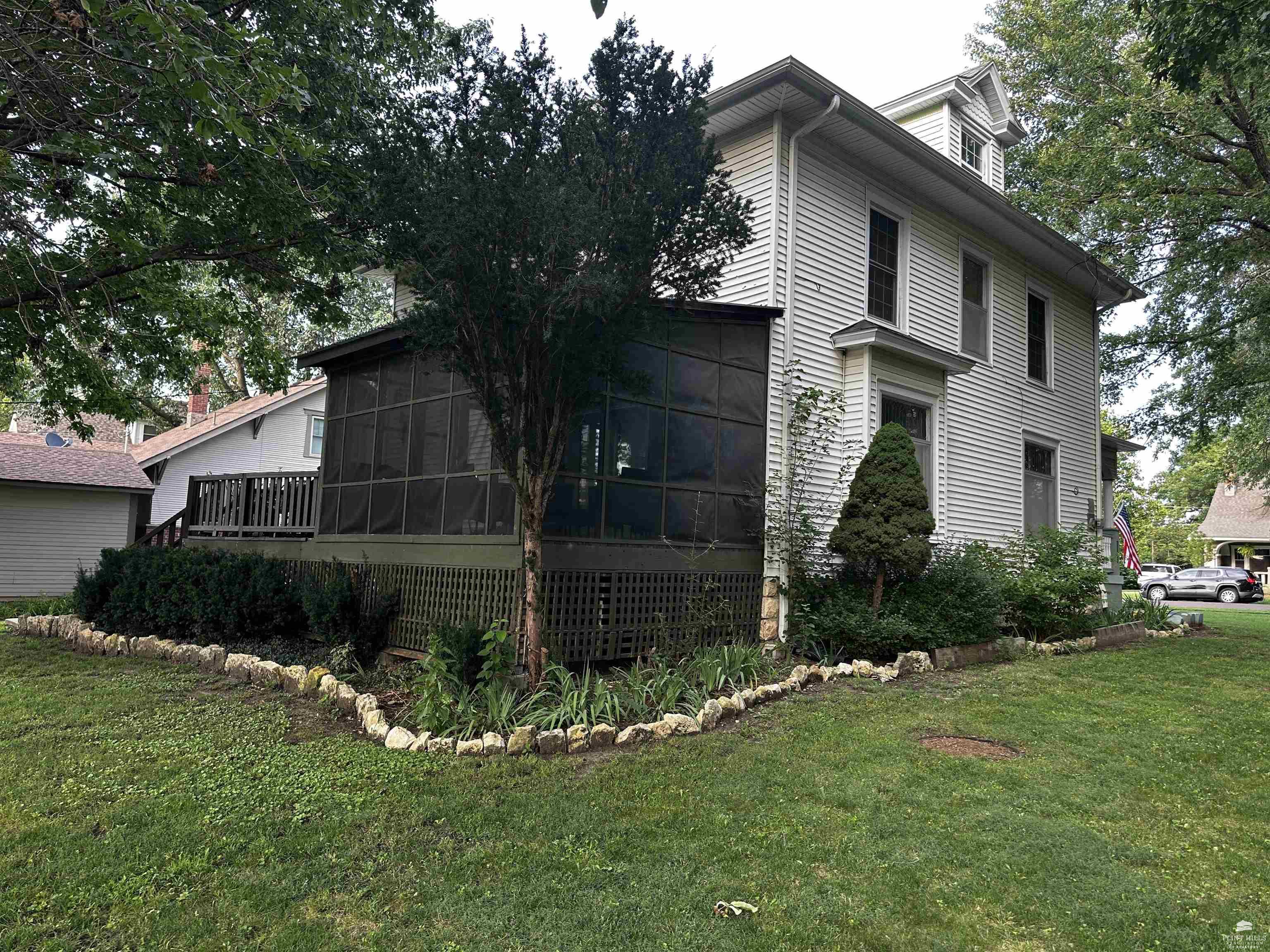 605 East Avenue