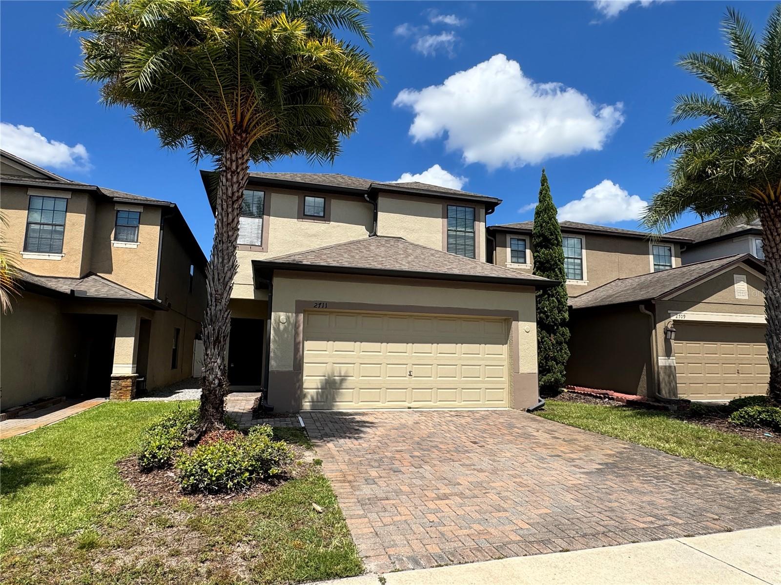 2711 Garden Falls Drive