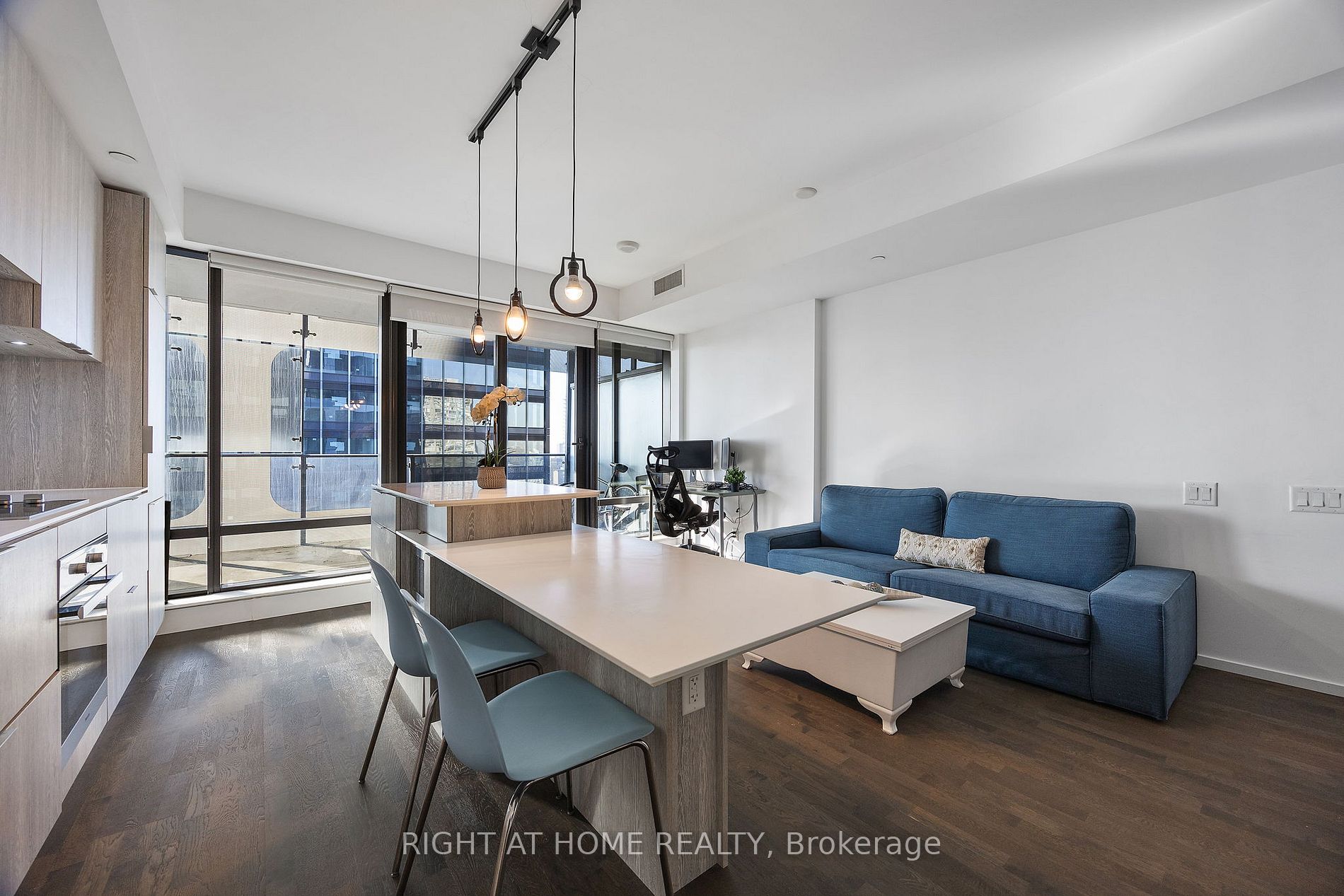 5 St. Joseph St 3403