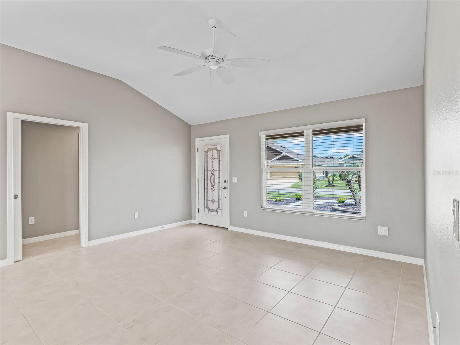 2816 Navy Hill Circle