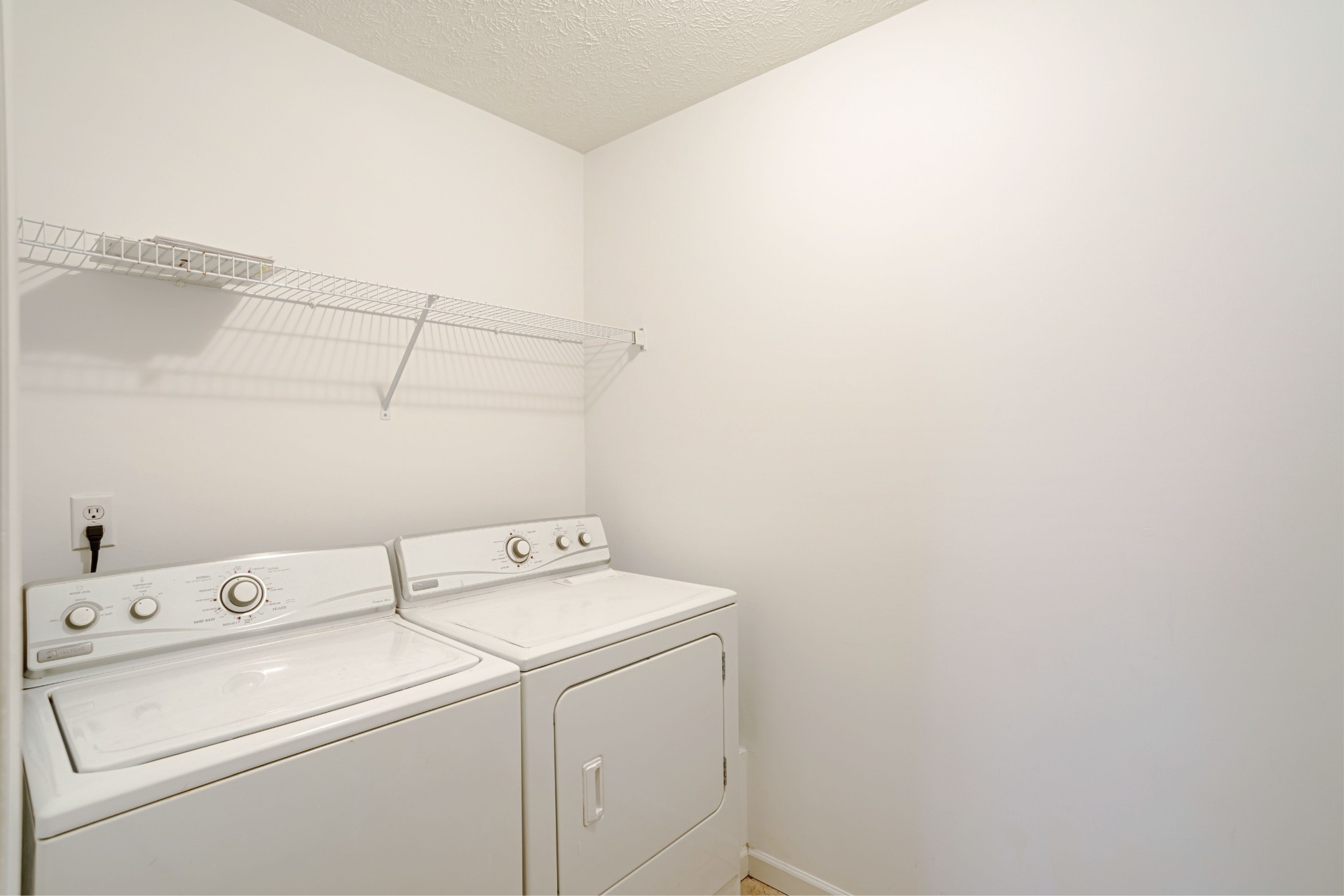 908 Indian Ridge Circle