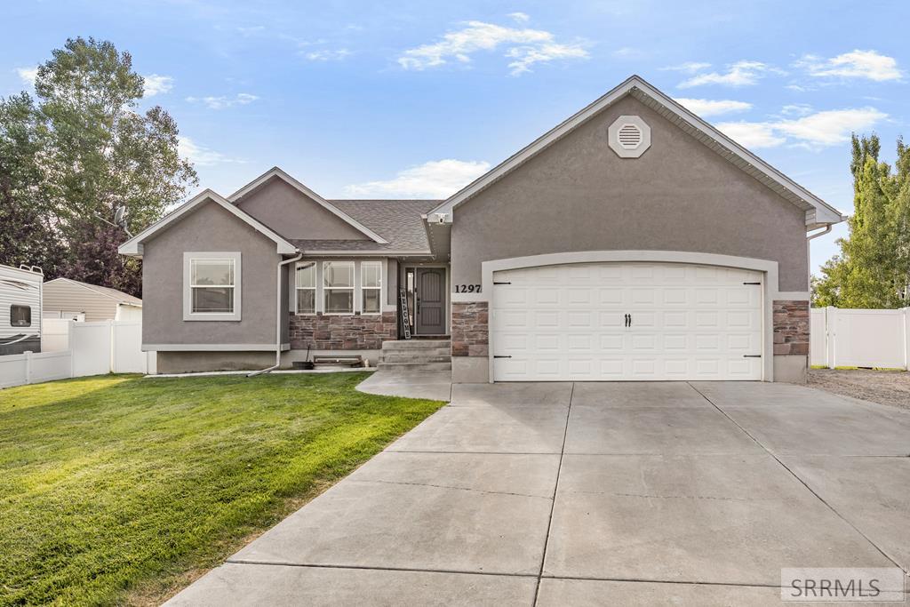 1297 Blueberry Trail