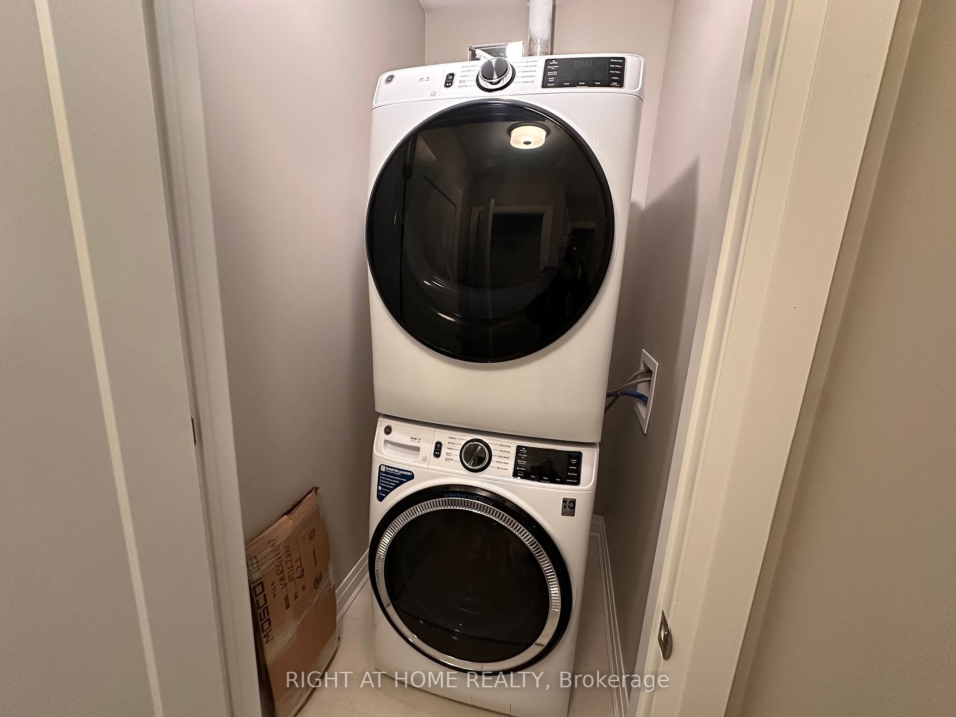 460 Gordon Krantz Ave 621