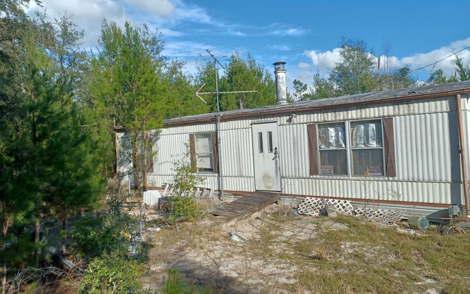 Branford Real Estate 9530 NE 1 Ave. Branford ,FL available for 79,000