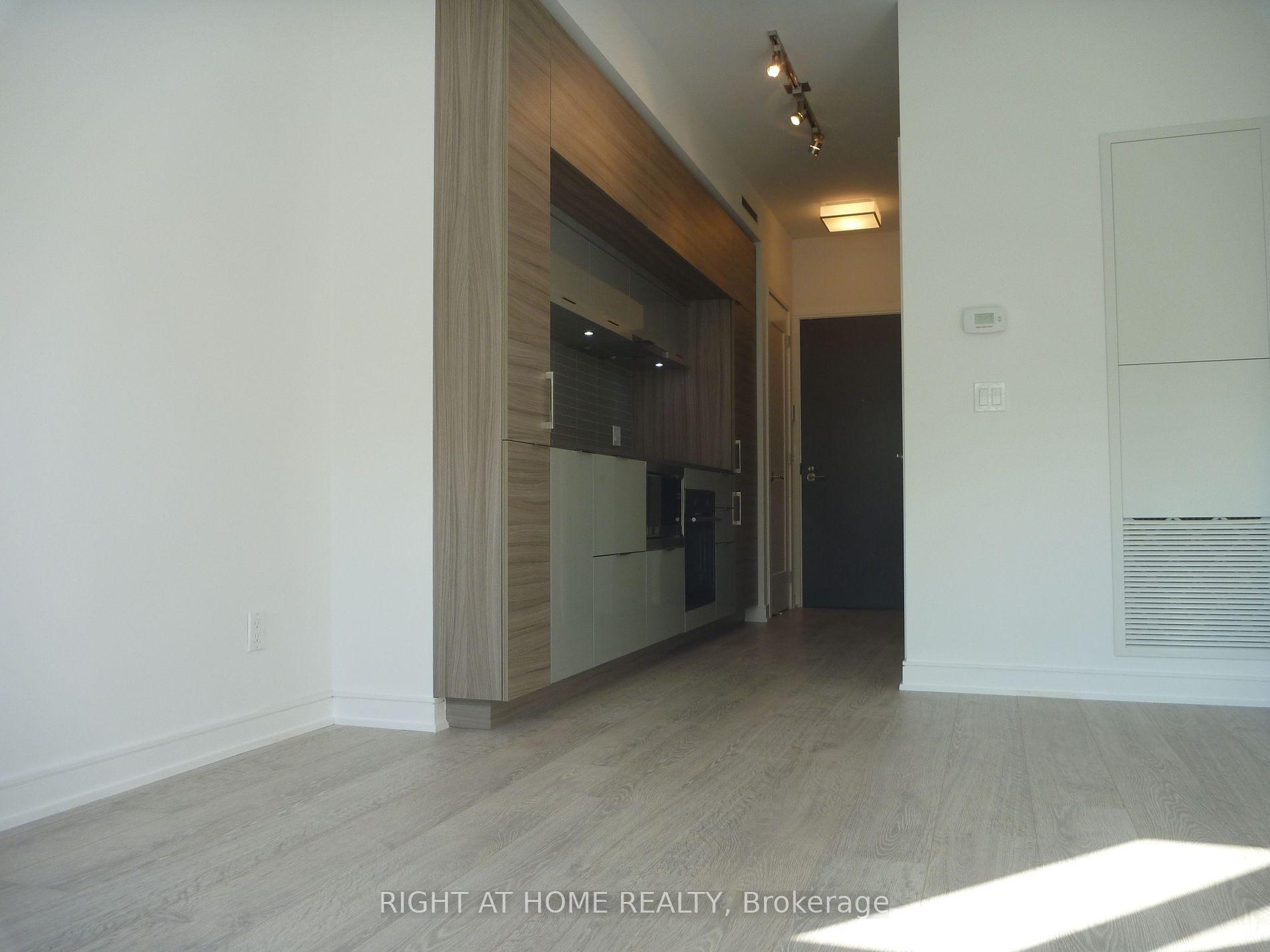88 Scott St 1506