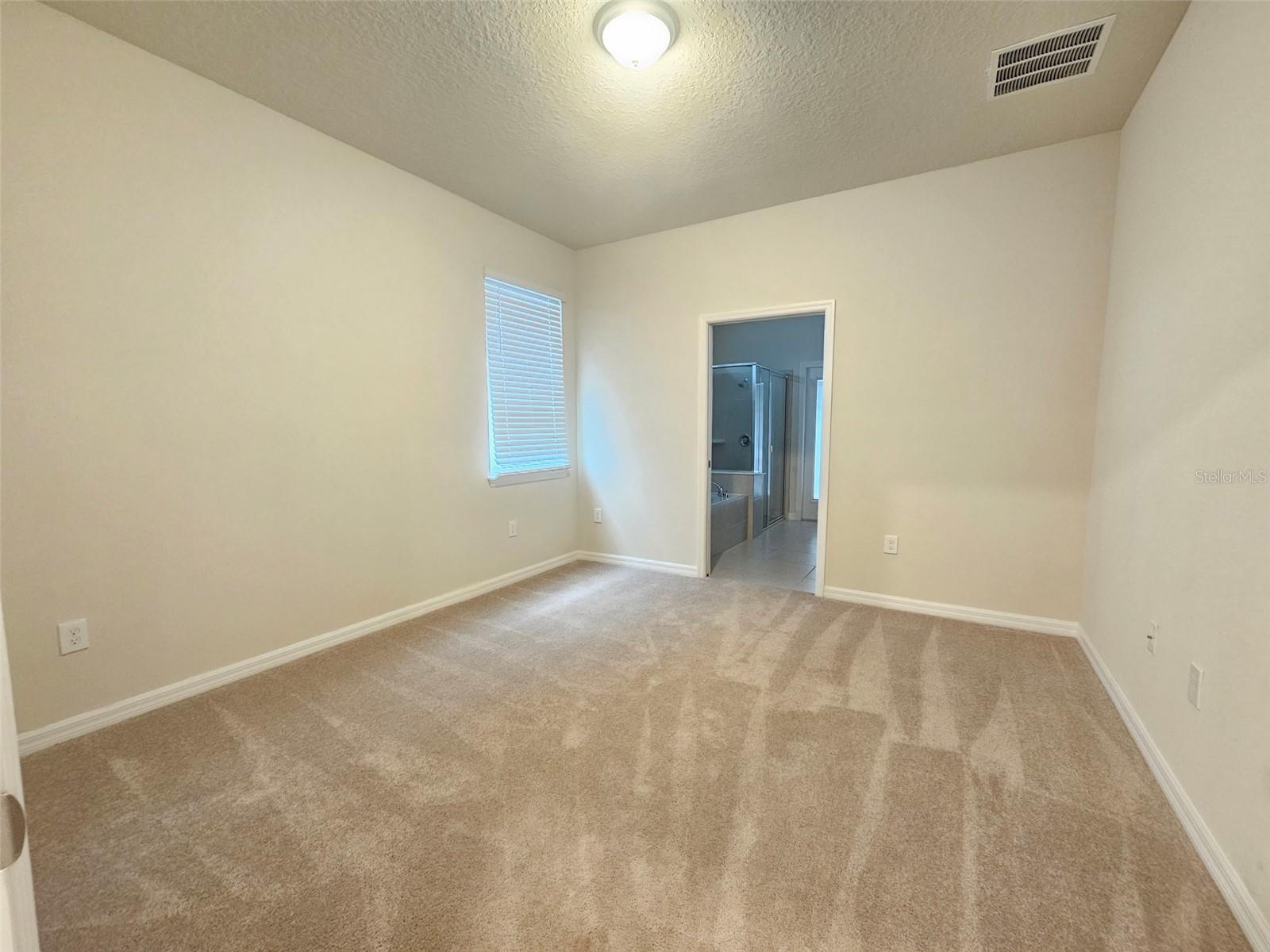 3273 Lilac Way