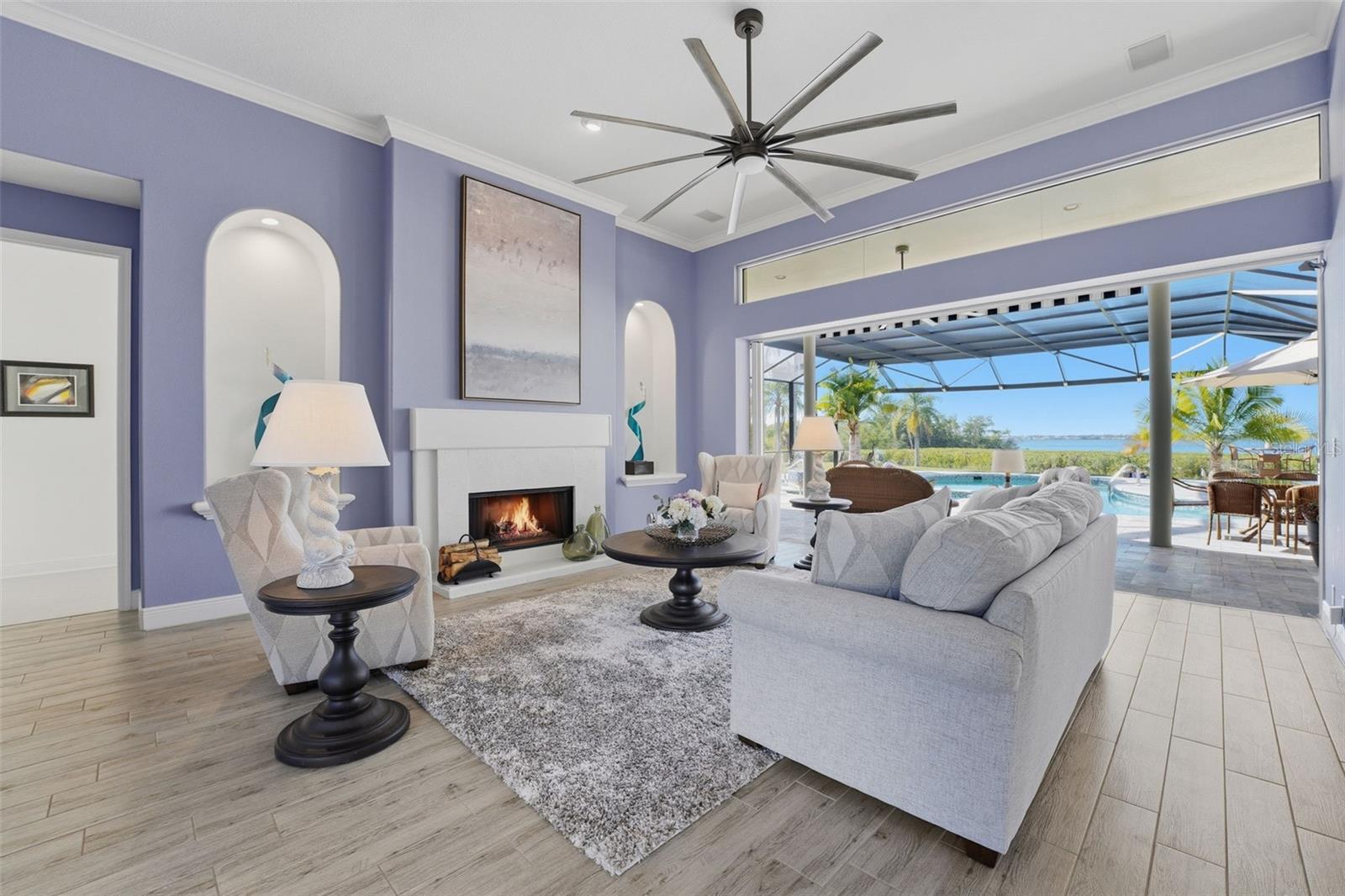 3121 Rivershore Lane