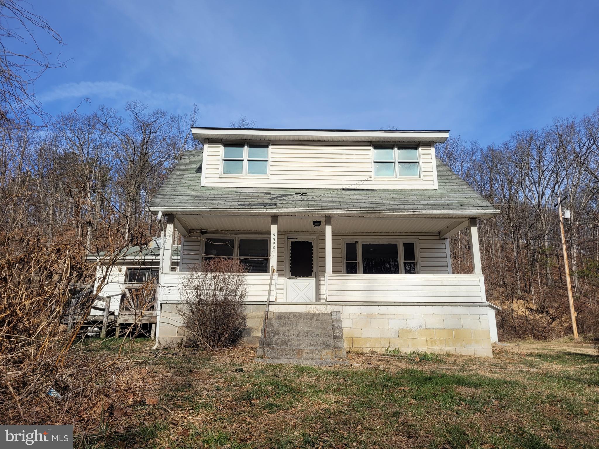 9492 Cumberland Rd  