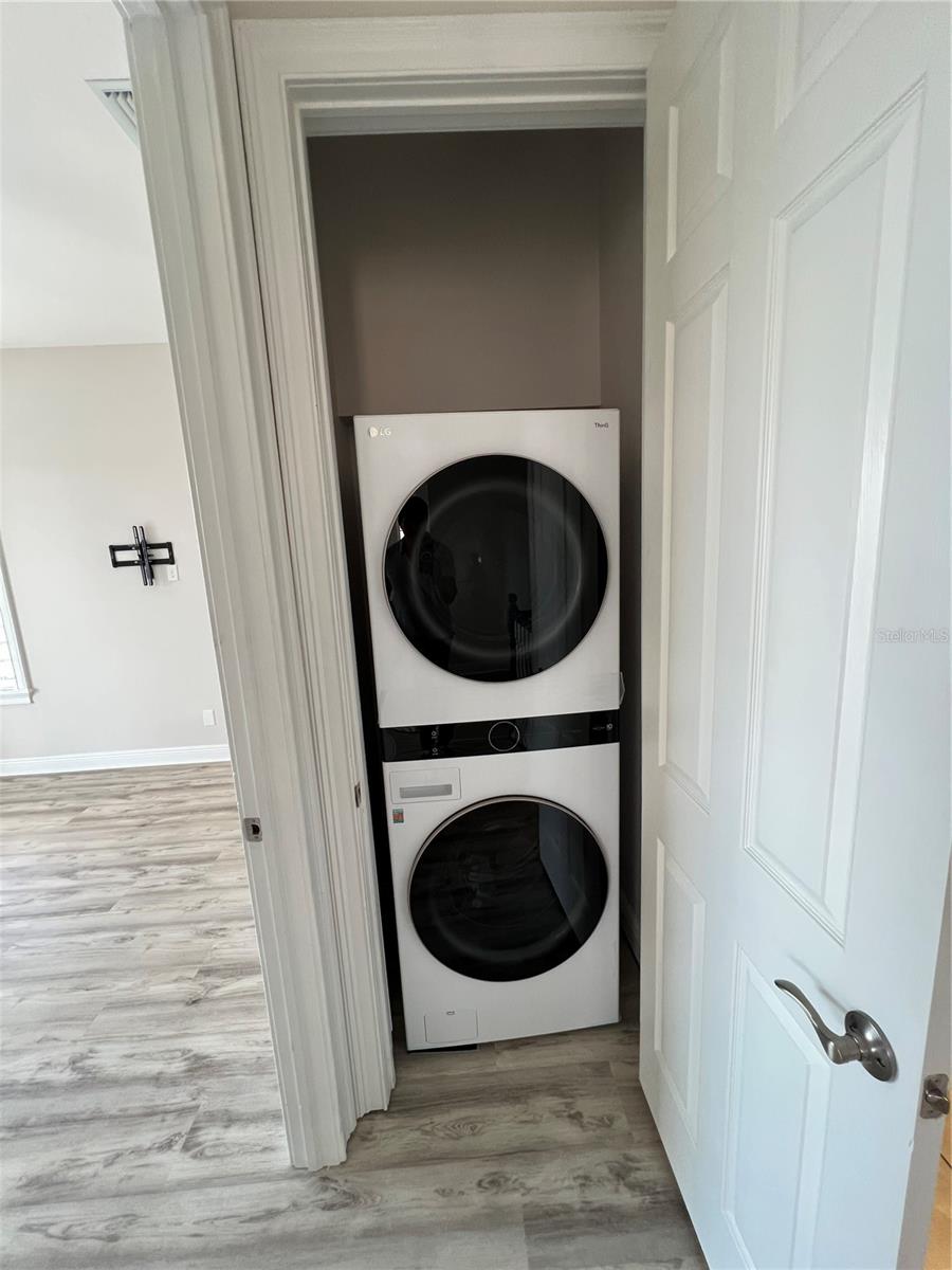 7520 Gathering Drive