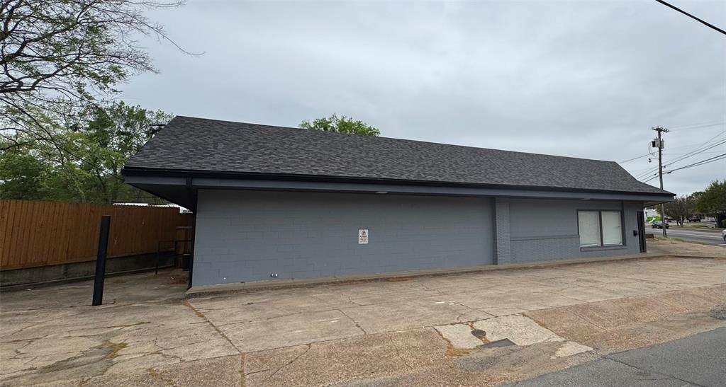1634 Clarksville Street