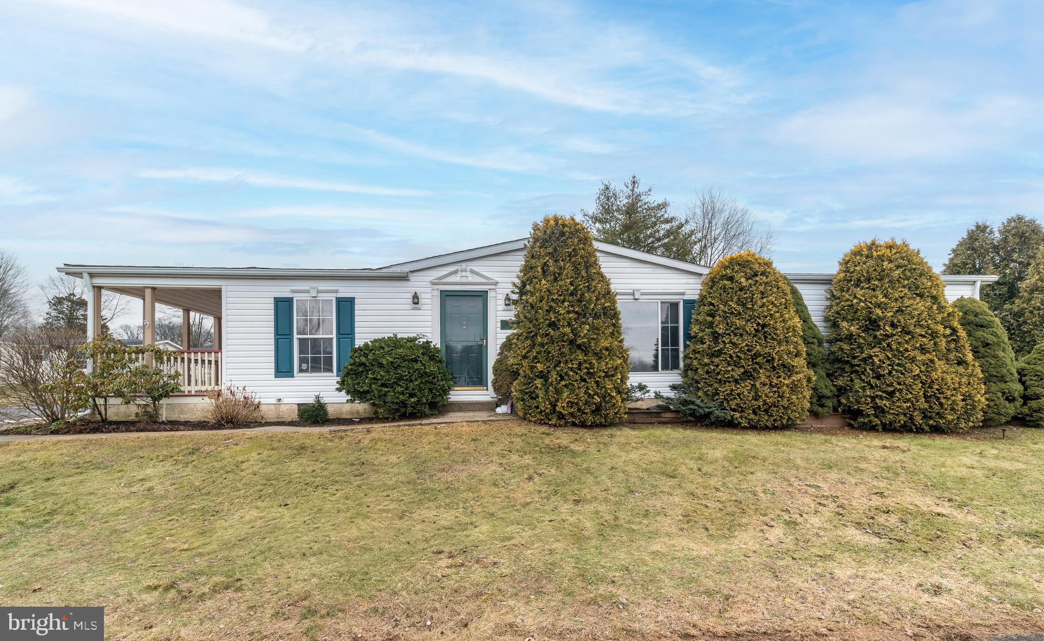 96 Willow Ln  
