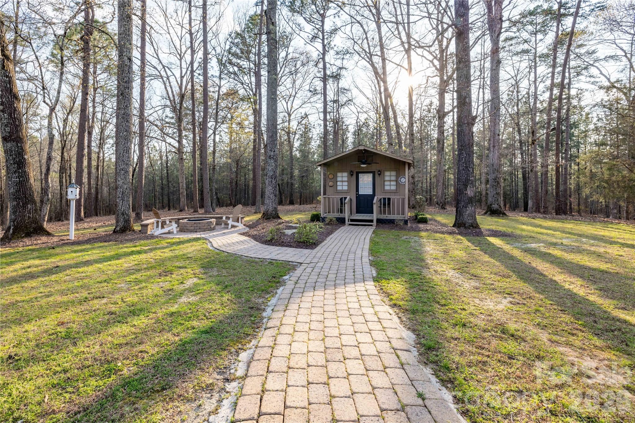 692 Capelsie Road