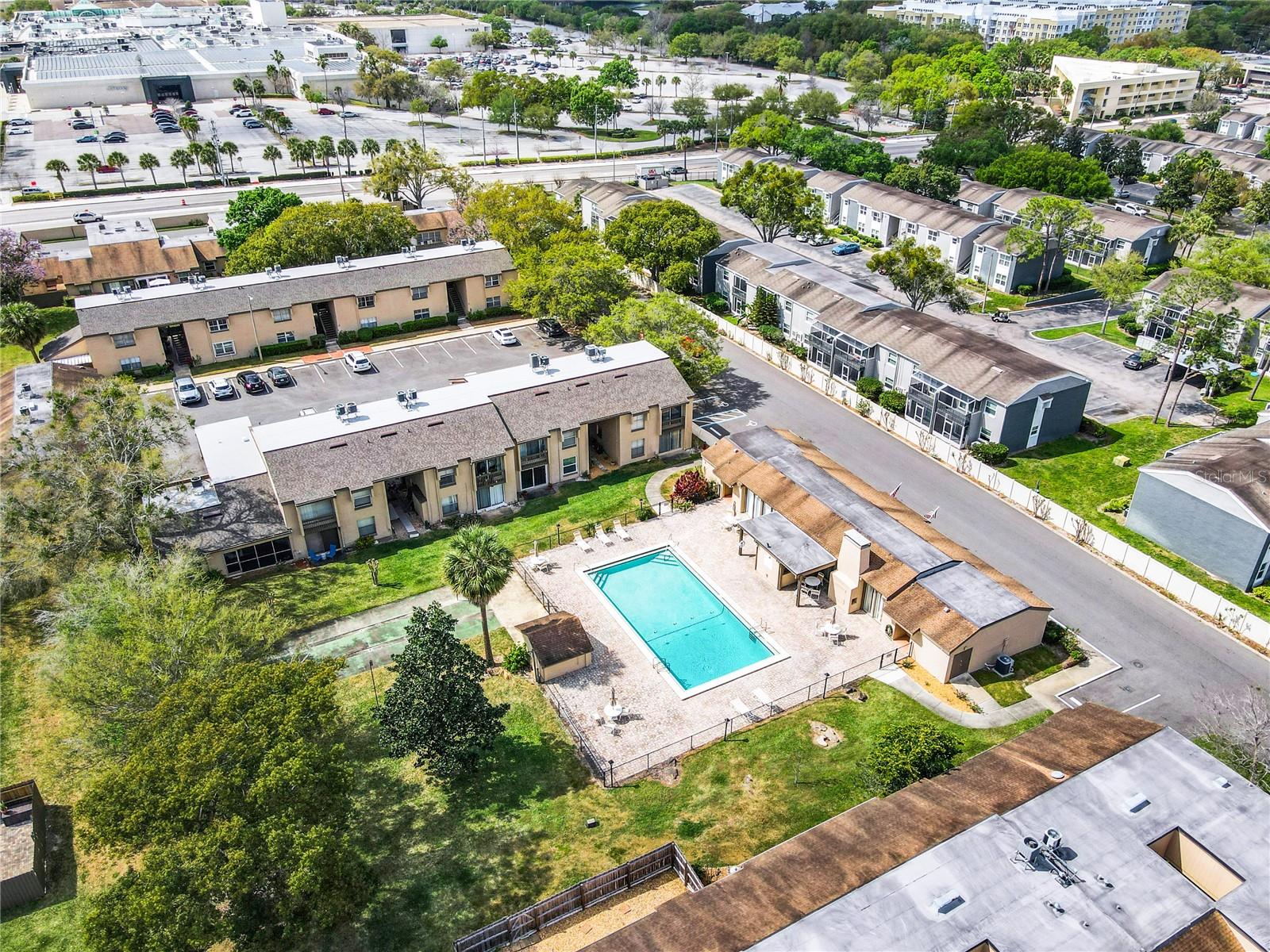 370 Windmeadows Street 370