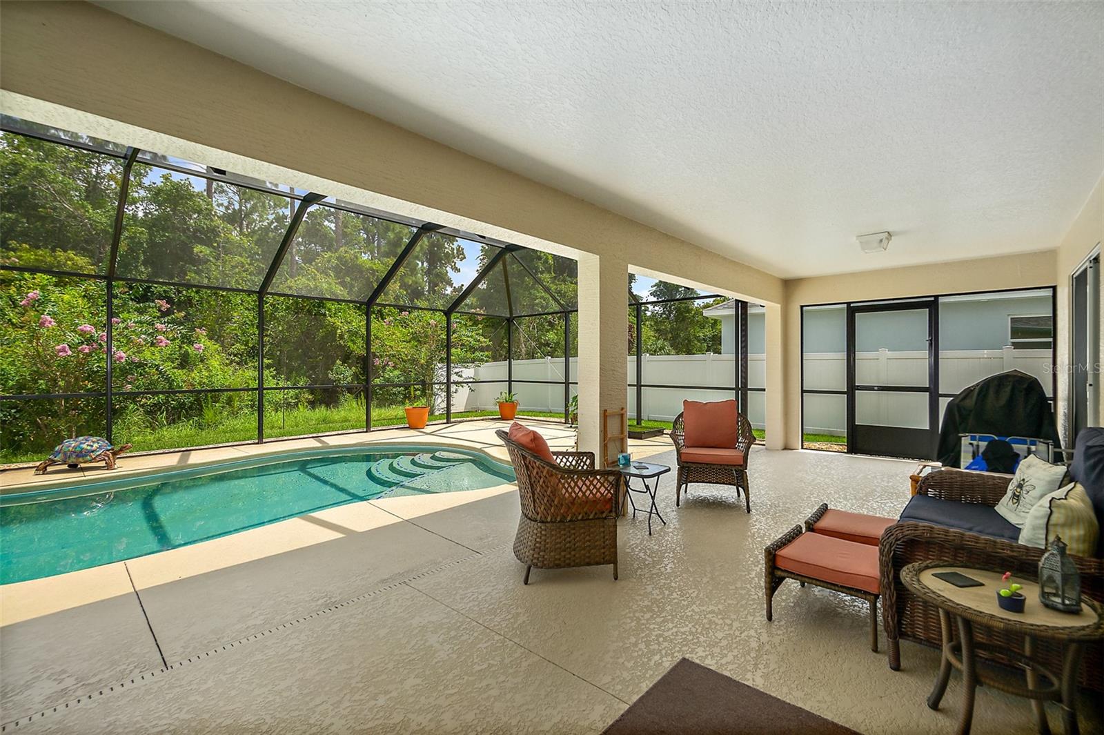 35 Fernmill Lane