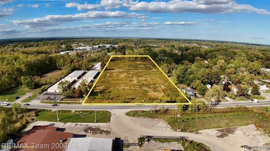 RARE M-T ZONING. OVER 10 ACRES OF LAND. VERY EASY FREEWAY ACCESSIBILITY. APPROVED PLANS FOR A TRUCK TERMINAL/TRUCK REPAIR. PLANS & SURVEYS AVAILABLE.