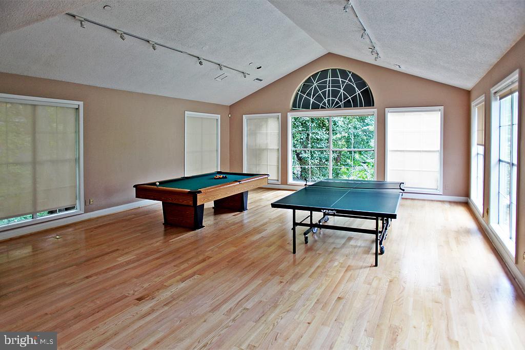 1503 Lincoln Way 304B