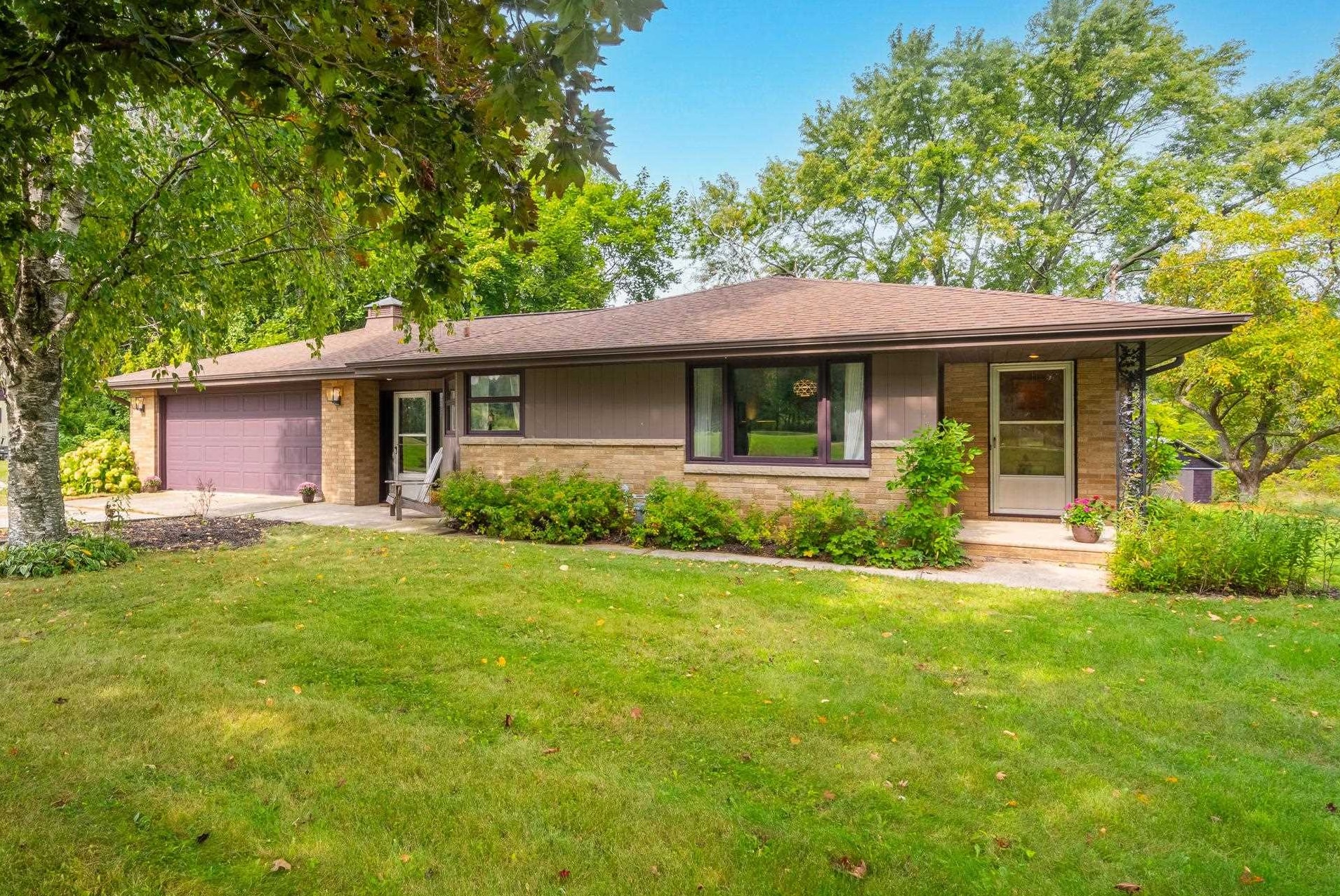 6227 Sturgeon Bay Road