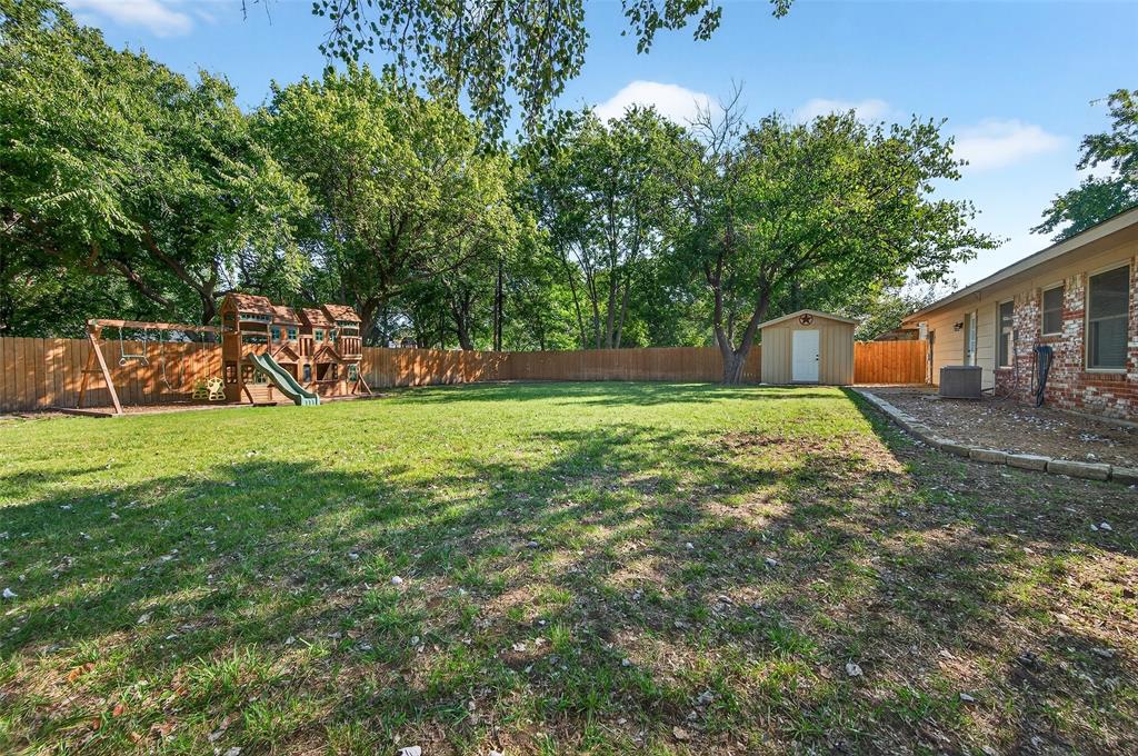 609 E Martin Lane