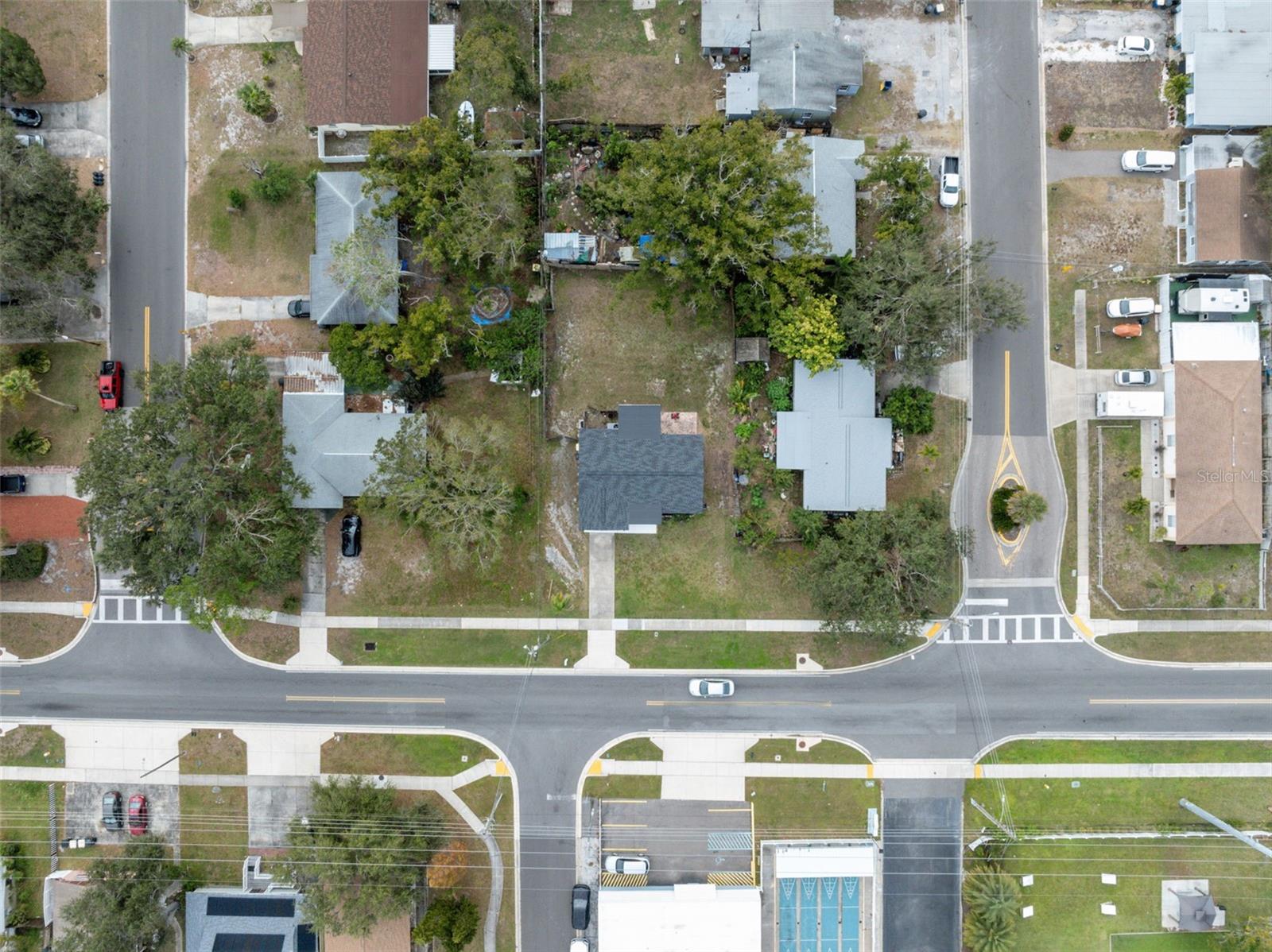 1295 Lakeview Road