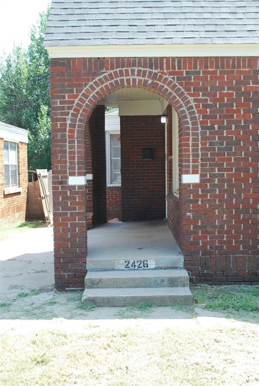 Come see this great investment opportunity in NW Oklahoma City!  This duplex features 1 bedroom and 1 bathroom on each side, with a shared, fenced in backyard.  Both sides are currently leased until 2026.  2426 NW 11th is leased for $950/month and comes with all appliances AND a washer and dryer (as well as garage storage).  2428 NW 11th is leased for $850/month, comes with all appliances and a washer and dryer hook-up.  Both units were recently remodeled to include stainless appliances and granite countertops in the kitchen.  Both units also have the original hardwood flooring in the living area, kitchen and bedroom.  The utility room and bathroom features up-to-date marble-look tile.  Call now for your showing time!
Buyer to verify all information.  Selling as-is.