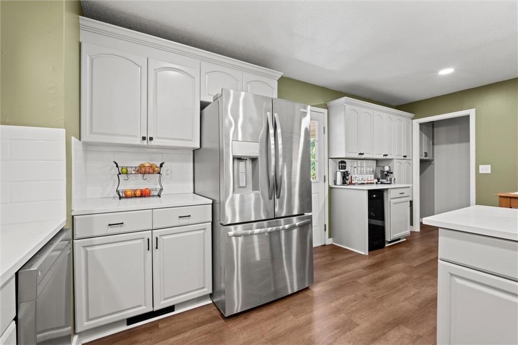 22420 W 73rd Terrace
