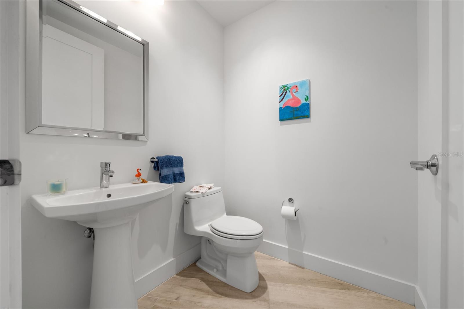 1155 N Gulfstream Avenue 802