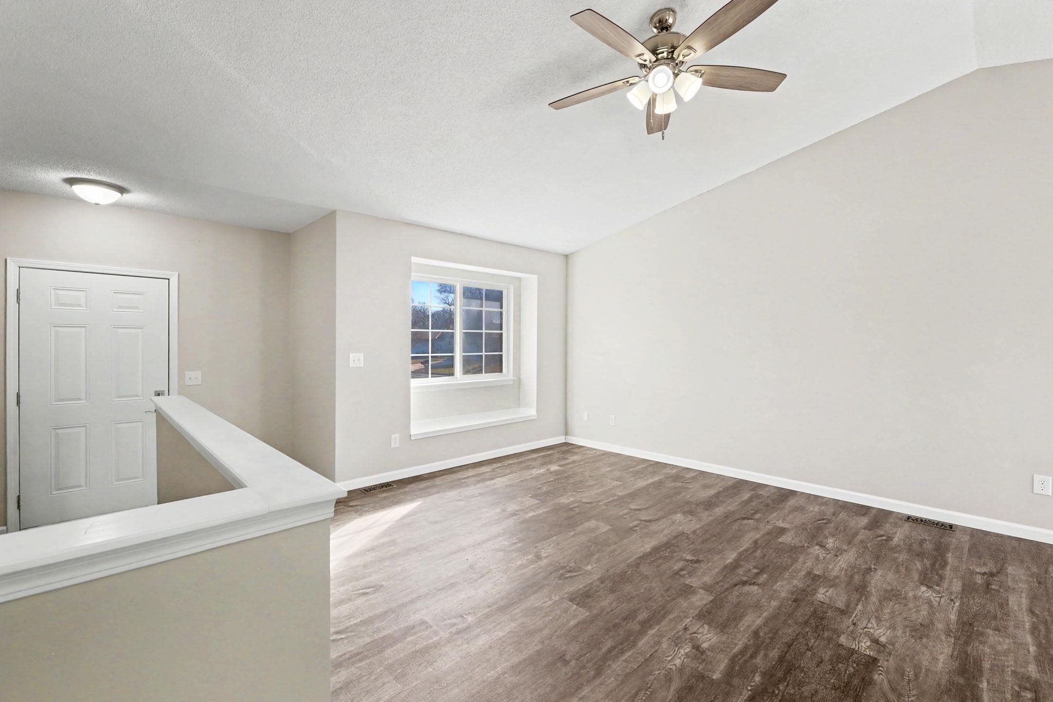 1813 N Pine Grove St