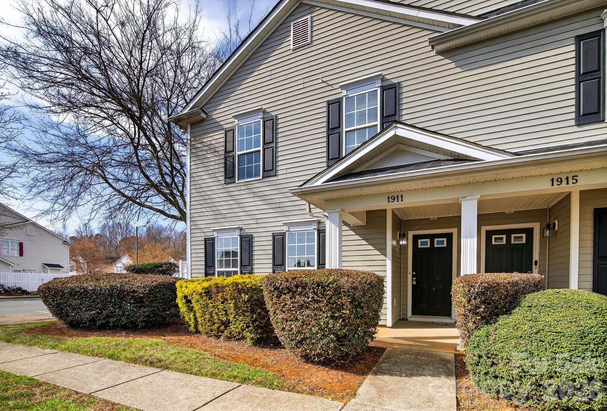 Welcome to this charming 2-bedroom, 2.5-bath townhouse just minutes from Uptown Charlotte! You’ll love the open and airy layout that’s perfect for both relaxing and entertaining. The kitchen has plenty of cabinet space and a cozy breakfast bar—great for morning coffee or quick meals. Upstairs, both bedrooms feature their own private baths and walk-in closets, giving everyone a bit of extra space and privacy. Enjoy some fresh air on your back patio or take a short drive to nearby shops, restaurants, and all your daily essentials. Move-in ready and waiting for you to call it home—come see it today! This is a motivated seller and is also, offering seller concessions to the buyer.