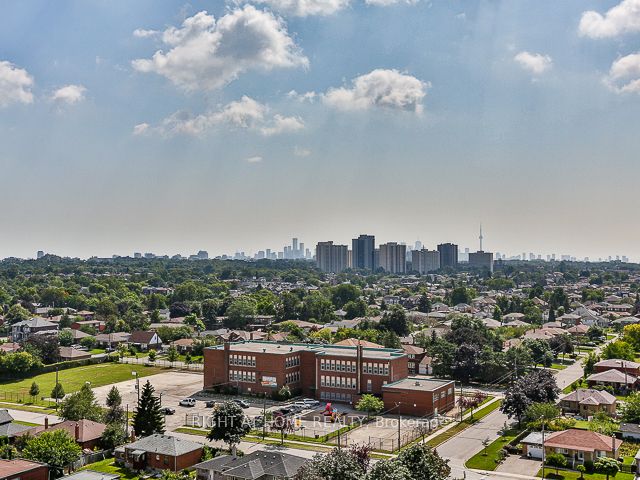 800 W Lawrence Avenue West Ave 1324