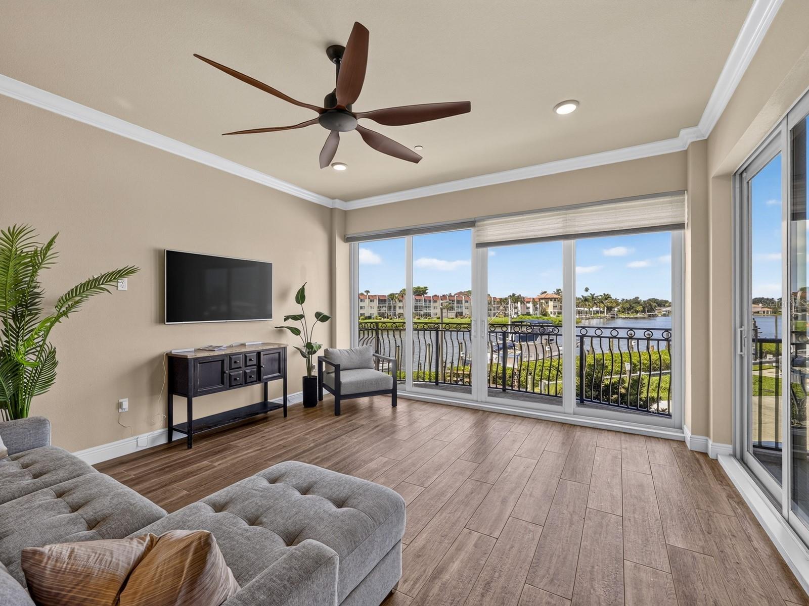 501 Tamiami Trail N 201