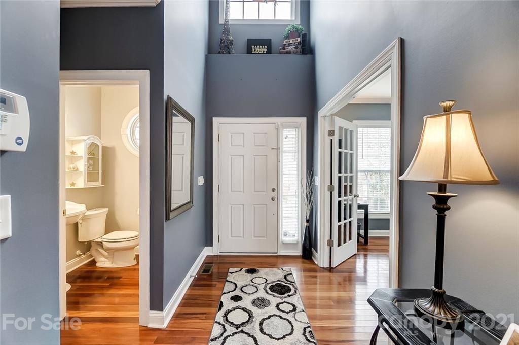 12058 Pelican Court
