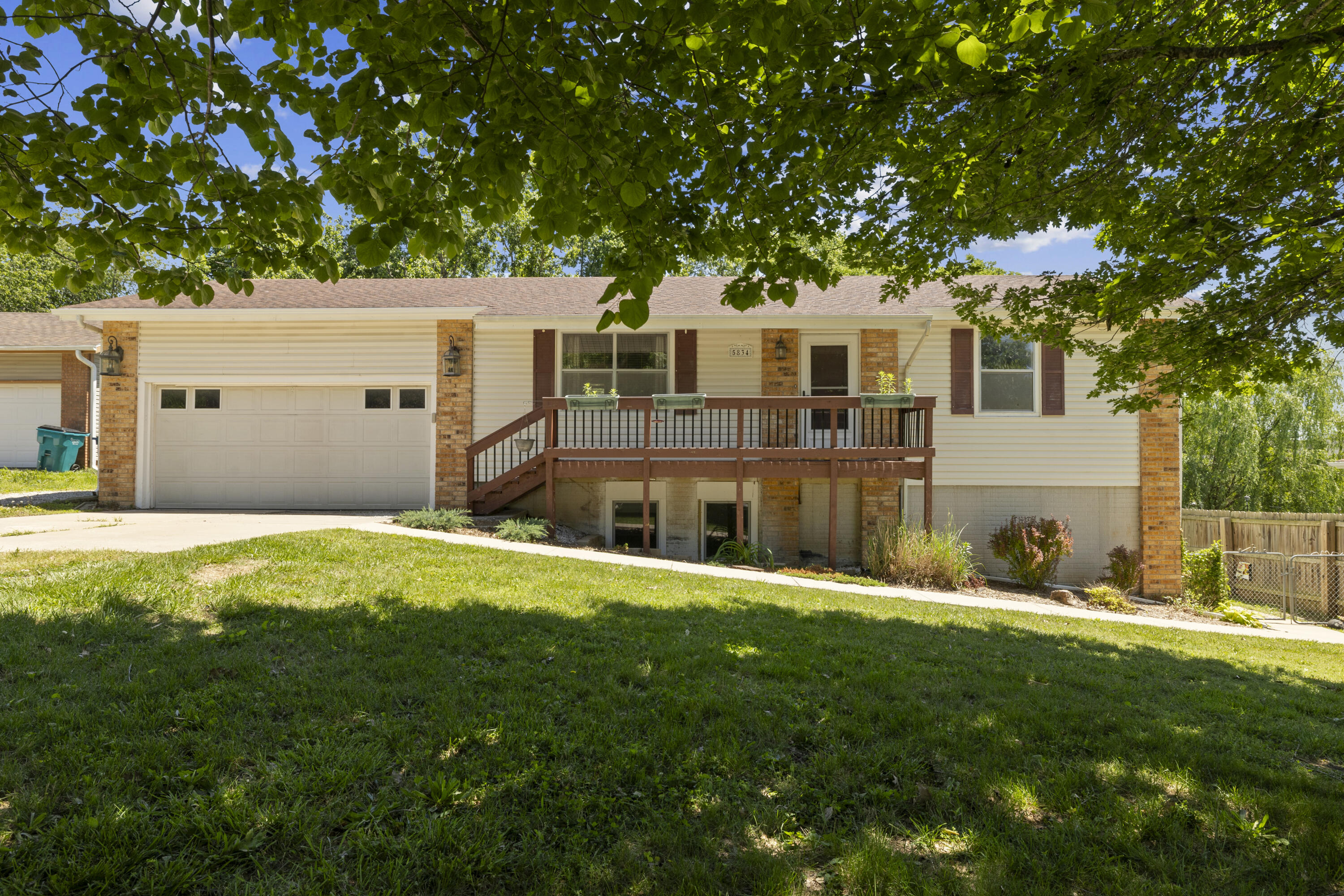 5834 S Iris Lane