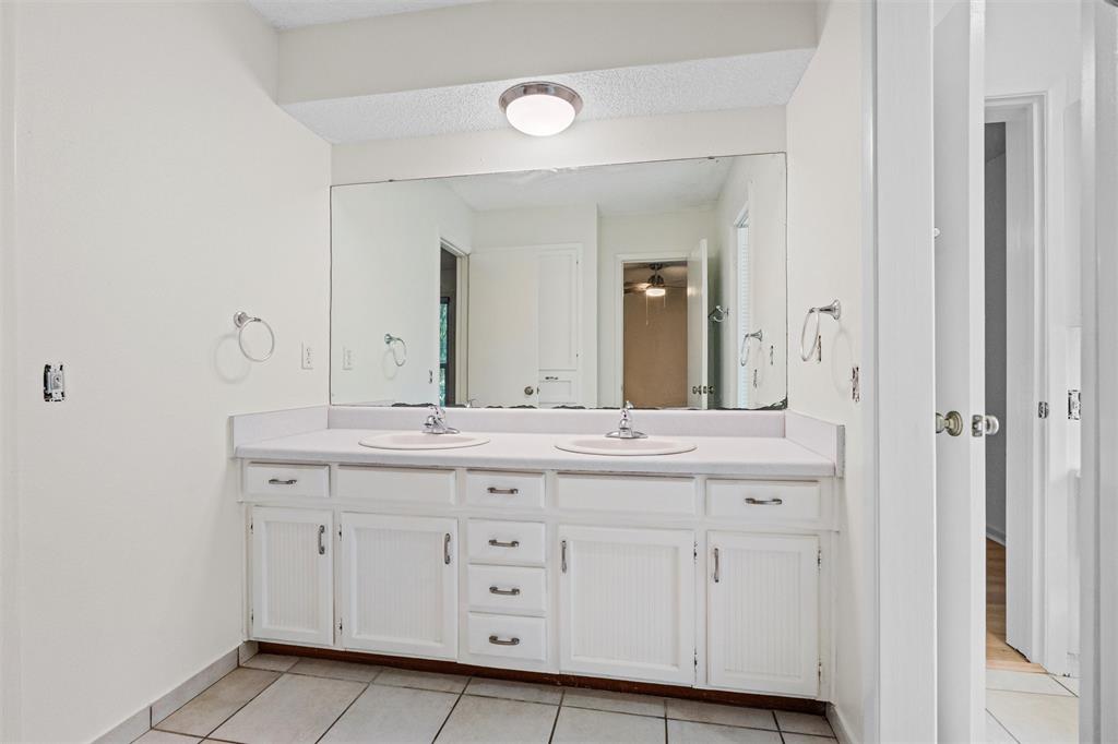 12012 Quail Run Road