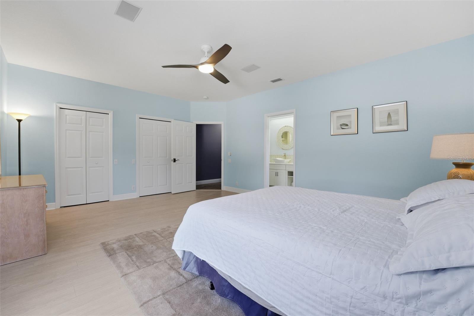 3121 Rivershore Lane