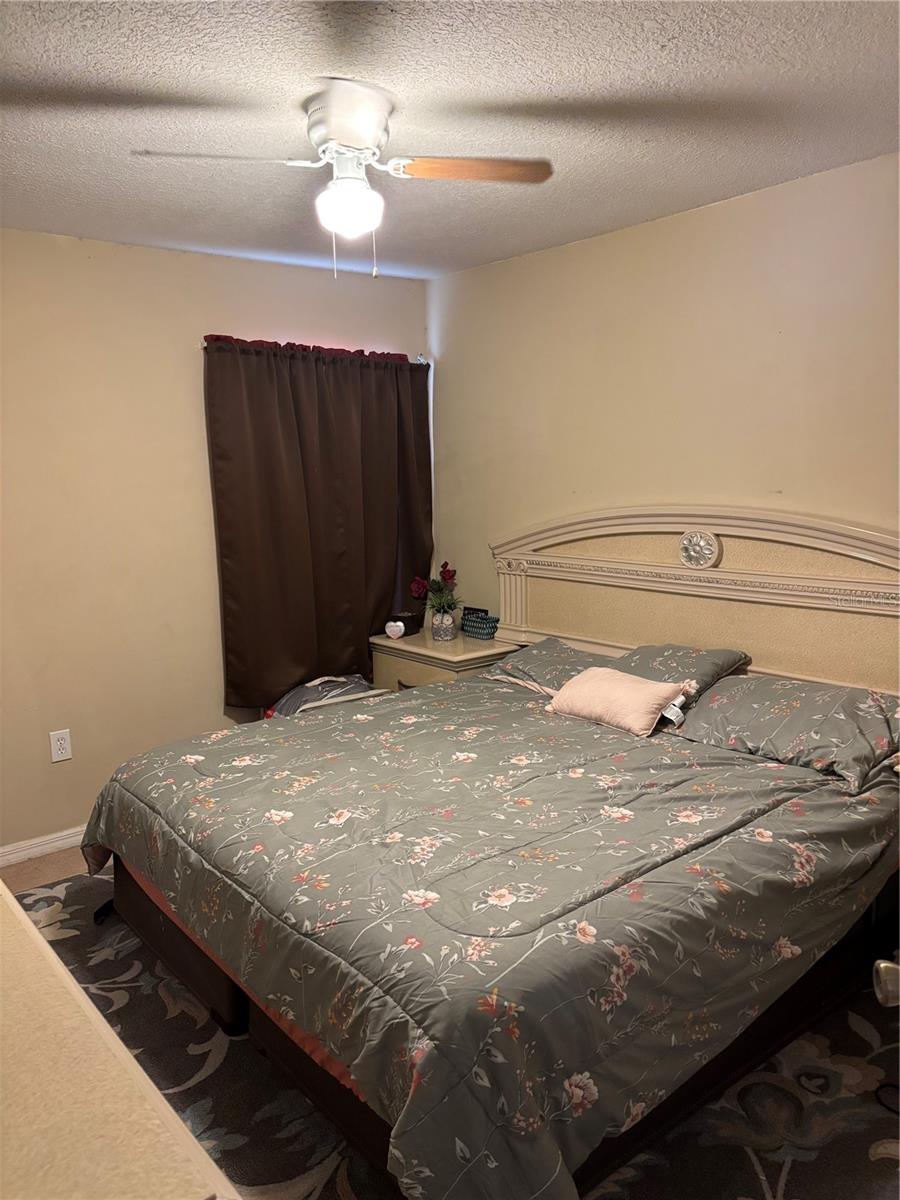 1433 Sarasota Drive
